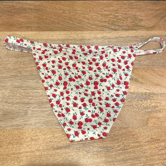 NEW Reformation Palms Bikini Bottoms in Amber (Red/Cream Floral), Size L (10) - Picture 9 of 10